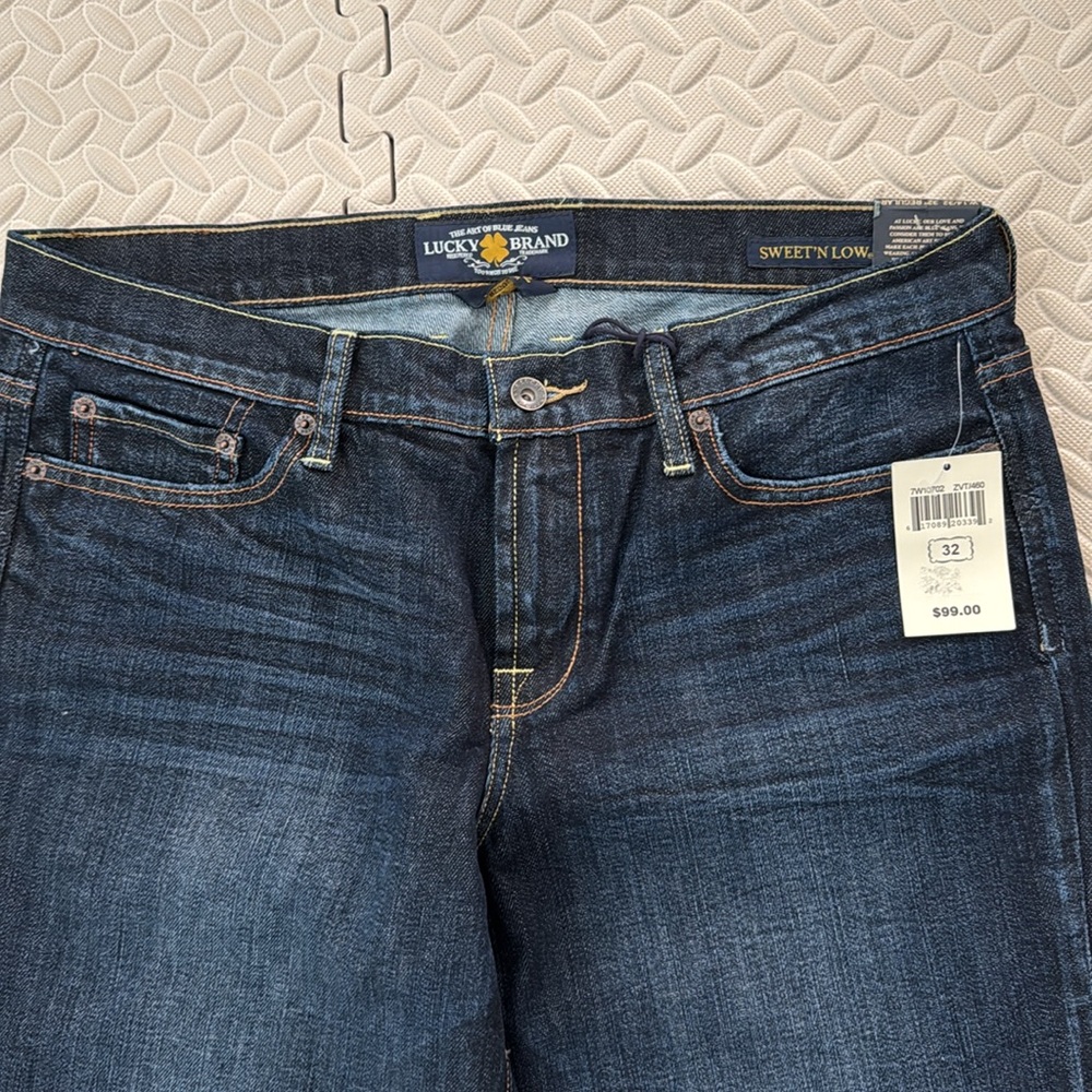 NWT Lucky Brand Sweet’N Low Regular Jeans - Picture 3 of 6